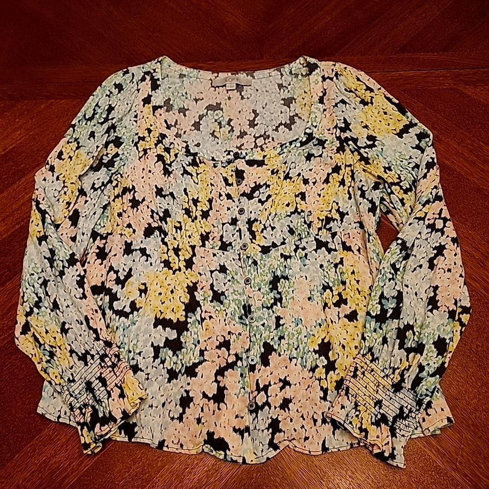 LOFT Womens Top Medium Floral Blouse Medium Pastel Long Sleeve Casual Preppy A1